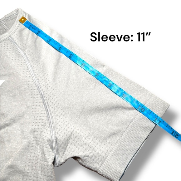 Gymshark Vital Seamless 2.0 Light T-Shirt in Smokey Grey Marl. Size XL EUC - Picture 6 of 8